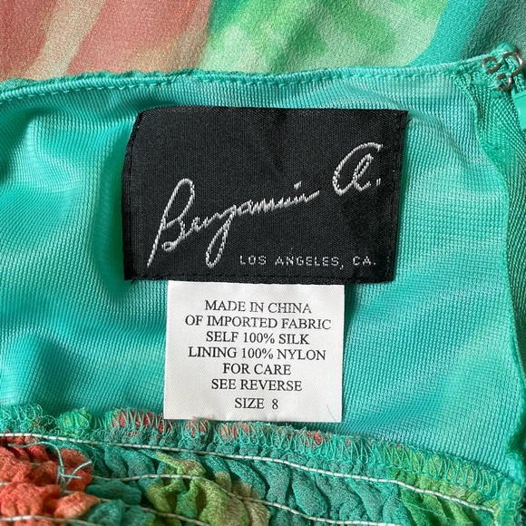 Silk halter dress. - Picture 3 of 3